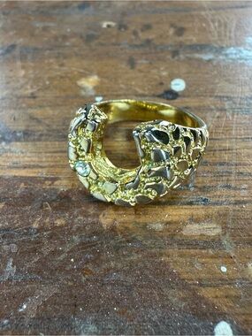 Vintage 80’s Gold Nugget Electroplated Horseshoe Ring